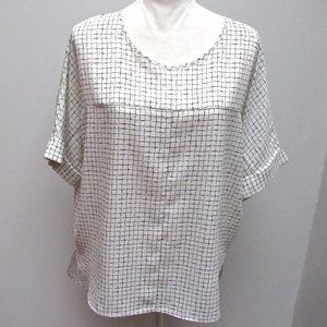 Forever 21 Pullover Top Open Split Back White & Black Plaid Silky Size S